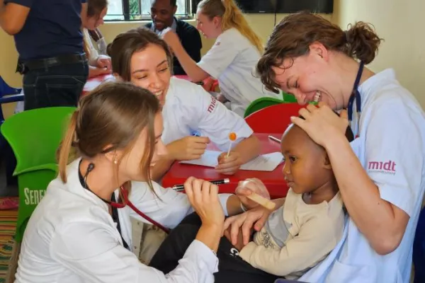 Med Trips Internship in Tanzania