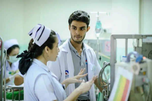 Medical Internship in Thailand with Med Trips