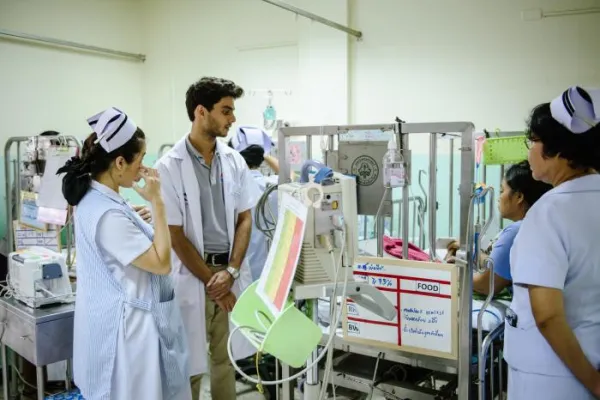 Thailand Group Medical Experience with Med Trips