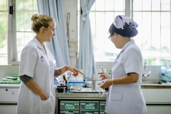 Medical Internship in Thailand with Med Trips