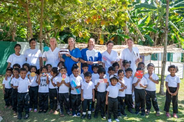 Sri Lanka Group Medical Experience with Med Trips