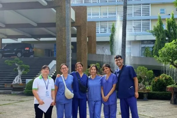Medical Internships in Vietnam with Med Trips