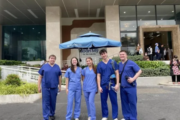 Medical Internships in Vietnam with Med Trips